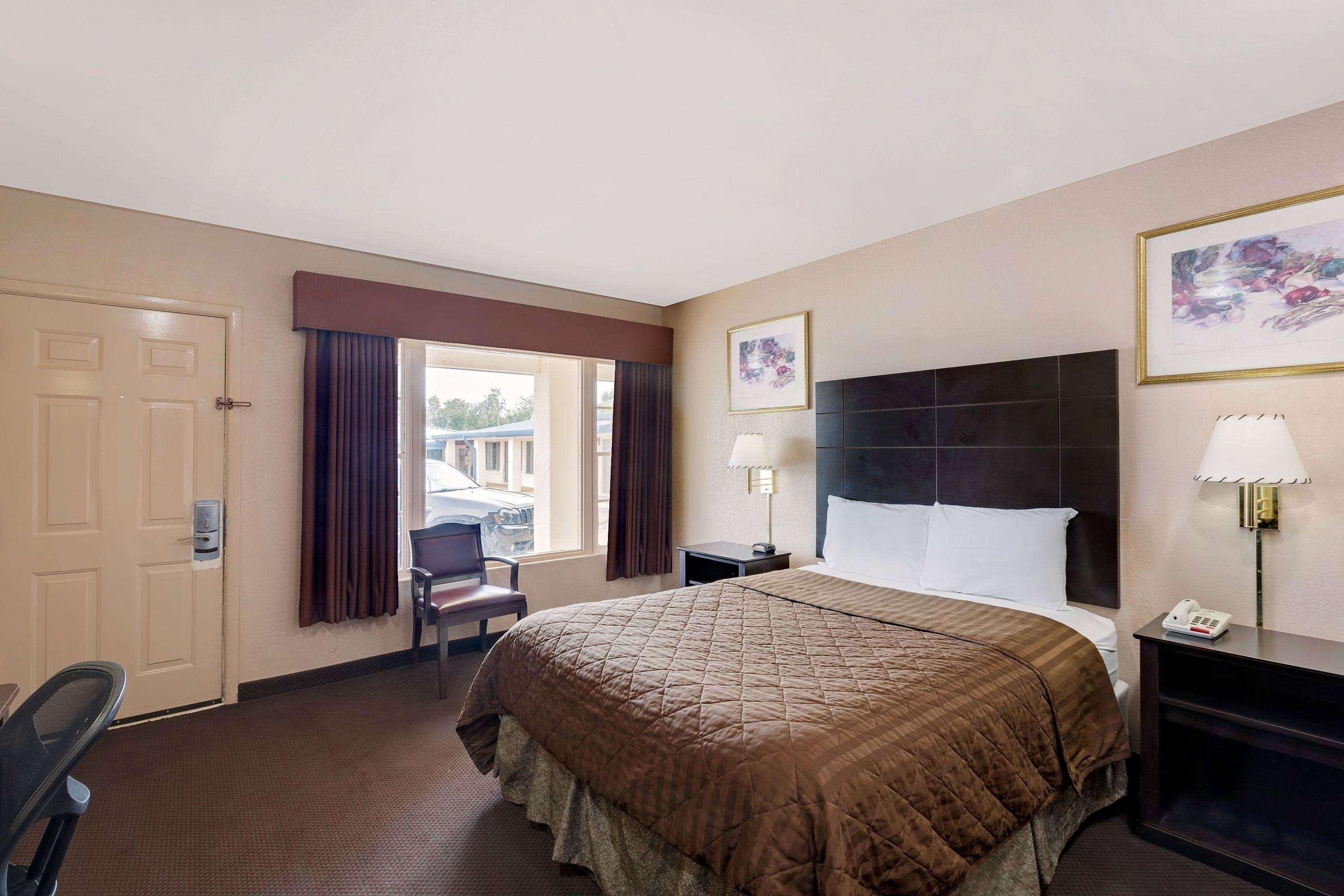 Travelodge By Wyndham Ozona Ngoại thất bức ảnh