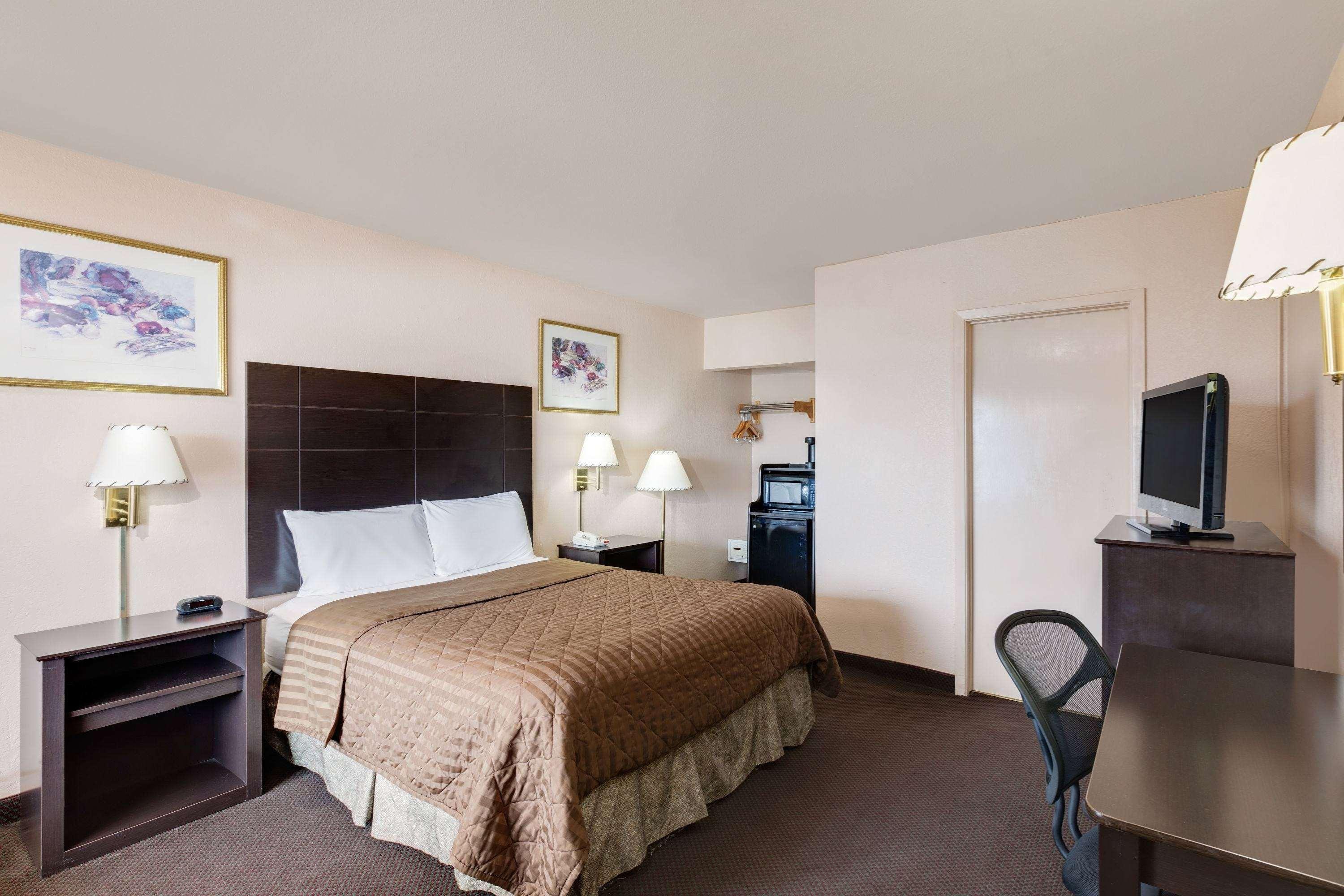 Travelodge By Wyndham Ozona Ngoại thất bức ảnh